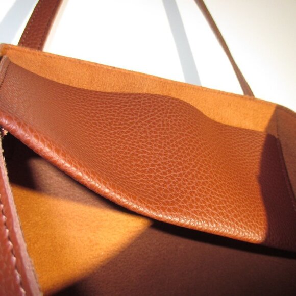 VINCE CAMUTO VEGAN LEATHER HANDBAG LARGE TWO HANDLE TOTE - Picture 7 of 9